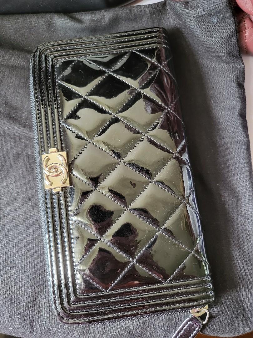 Chanel boy zipped wallet, Women's Fashion, Bags & Wallets, Wallets