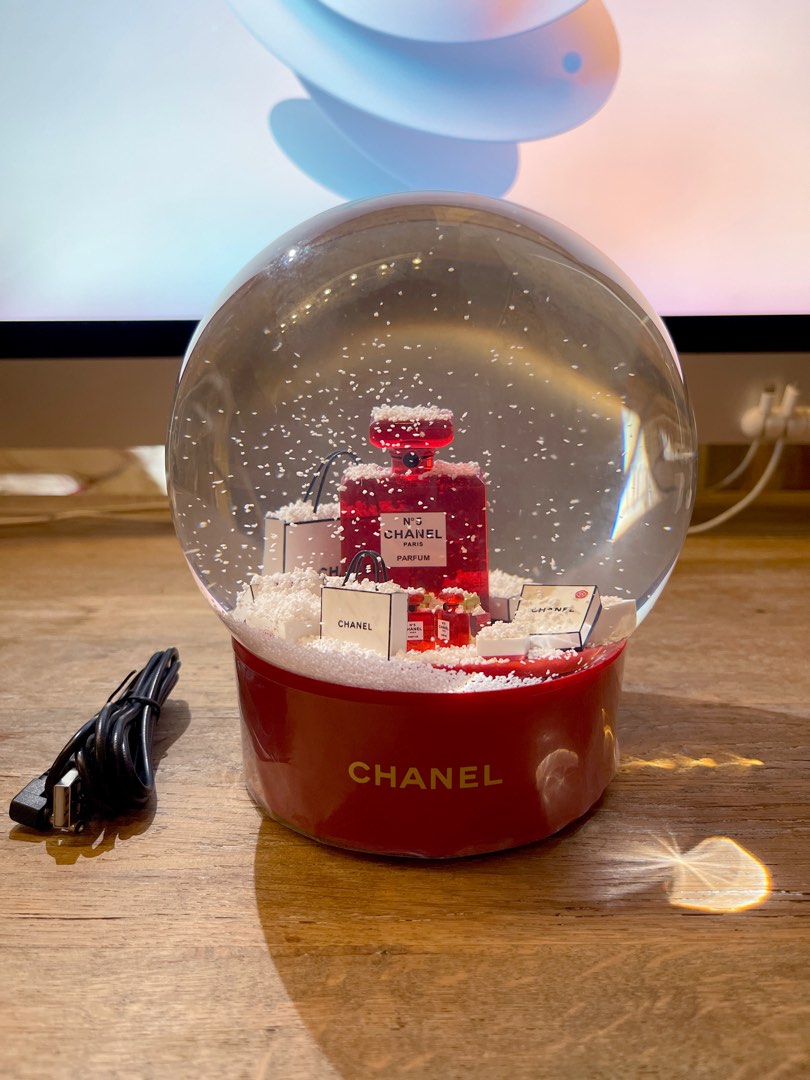 CHANEL Collector Electric Rechargeable Snow Globe - CHANEL N°5 Perfume and  Gift Bags/Boxes (Red Edition), Furniture & Home Living, Home Decor, Other  Home Decor on Carousell