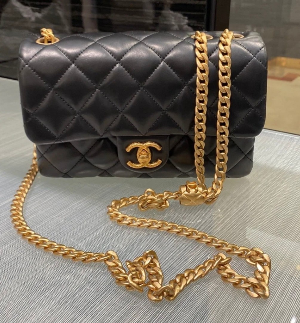 Chanel small flap bag in black with adjustable strap, Luxury, Bags &  Wallets on Carousell