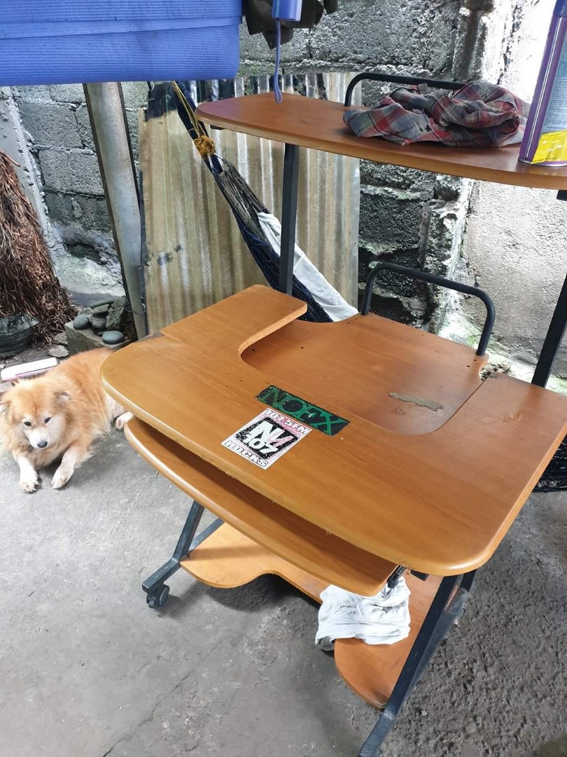 Used 2nd hand Computer table old PC laptop, Furniture & Home Living