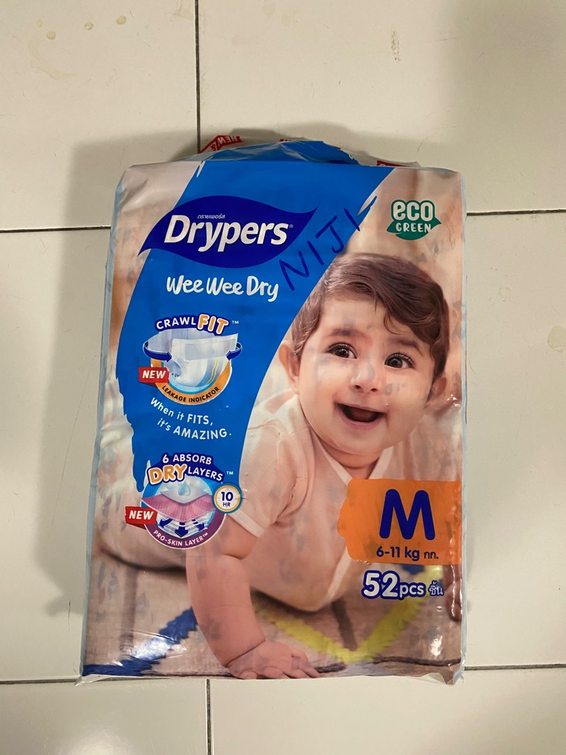 Drypers wee wee dry size m top