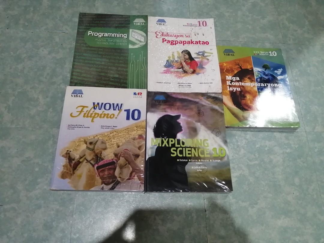 Grade 7 8 9 text books, Hobbies & Toys, Books & Magazines, Textbooks on ...