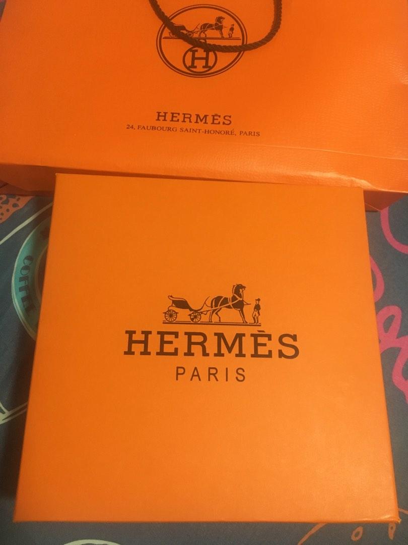 Hermes blanket, Furniture & Home Living, Bedding & Towels on Carousell