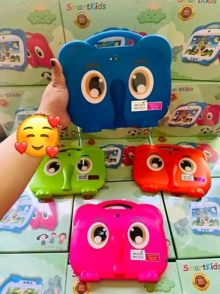 Kids tablet (Category: Android) located in Manila. Submitted by espinosakimrhian (Listing ID 1186533871, Image 1). Description: May bagong stocks tayo mga suki 🎉 ‼️ NEW ARRIVAL ‼️ P 2499 oNLy Smart Kids Tablet 4Gb Ram +128 Gb Rom QUICK SPECS ; •4gB RAM •128 Gb ROM •7.0" Screen Display •Android 12.0 Operating software for kids •Wifi , Bluetooth, Data •Dual Sim •2MP Front camera •5MP Back camera •3,500mah built-in battery #Smart #kidstablet.