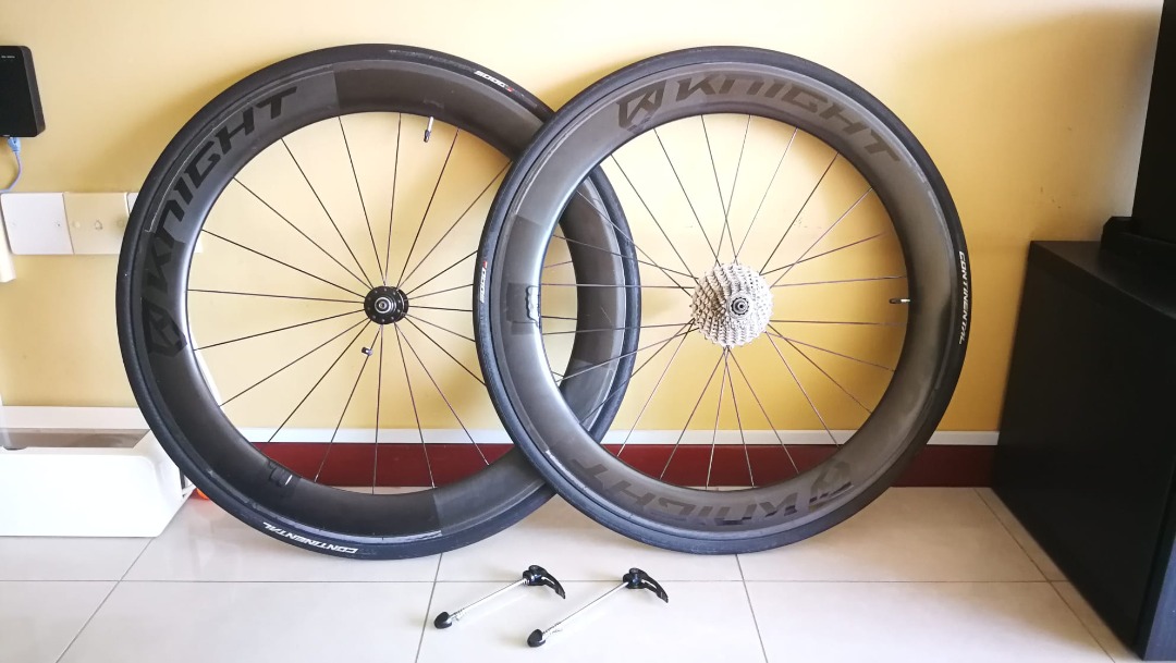 knight 35 carbon clincher