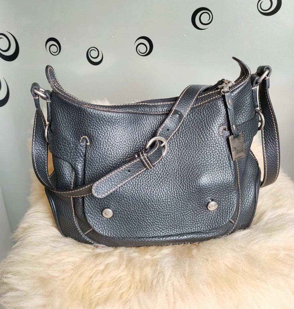 LANCEL Crossbody Bag (Category: Luxury Bags & Wallets) located in Tuguegarao City. Submitted by roab_ (Listing ID 1186622664, Image 1). Description: 📌A pre-owned Lancel crossbody bag in black, in great condition with minimal signs of wear. 📌 Silver buckle on sling allows for adjustable length. 📌 Perfect size to fit all of your everyday essentials. 📌Measures approximately 10"H X 14" L X 3.5"W. 🔸Shipping/delivery fee will be shouldered by buye