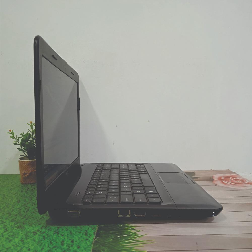 Laptop HP 1000 AMD A4 RAM 4GB HDD 500GB 14" Windows 10 1jutaan Mulus
