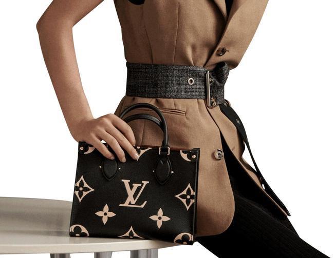 Louis Vuitton Monogram Giant OnTheGo PM - Black Totes, Handbags - LOU760588