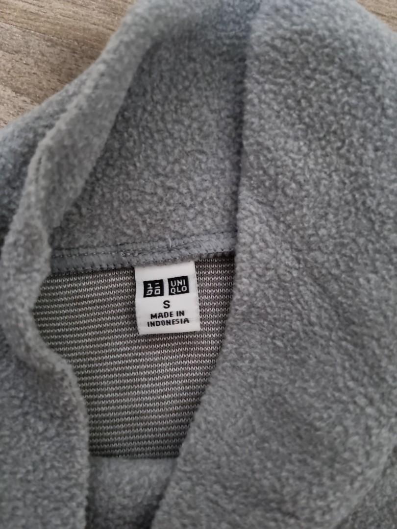 Men Uniqlo fleece turtleneck top Men s Fashion Tops Sets