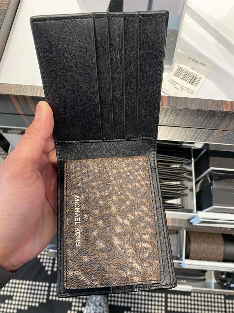 Michael Kors COOPER BILLFOLD PASSCASE Leather Wallet - BRN/BLK [ORIGINAL],  Men's Fashion, Watches & Accessories, Wallets & Card Holders on Carousell