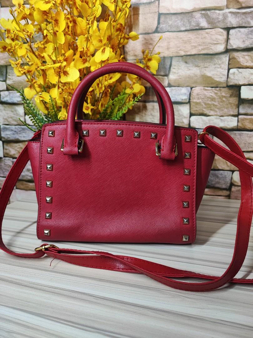 Mk Michael Kors selma stud handbag Women s Fashion Bags Wallets Cross body Bags on Carousell