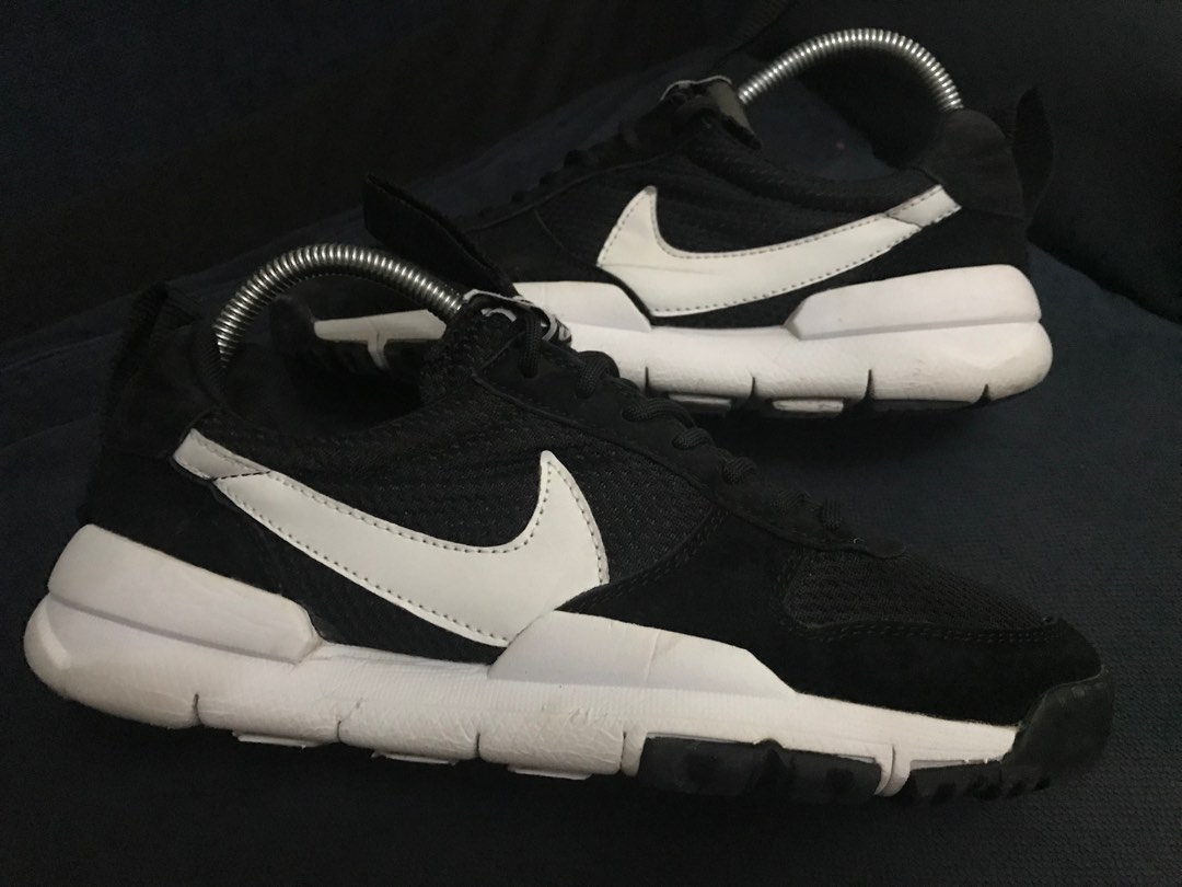Nike Mars Black, Women's Fashion, Footwear, Sneakers on Carousell