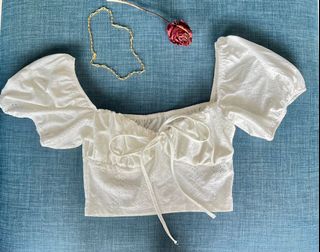 (Category: ) located in . Submitted by aipthriftstore (Listing ID 1186553726, Image 1). Description: .