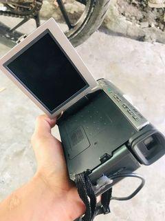 Original panasonic Mini dv digital handycam 3.5inches widescreen working perfectly 95% smooth  missing charger issue only