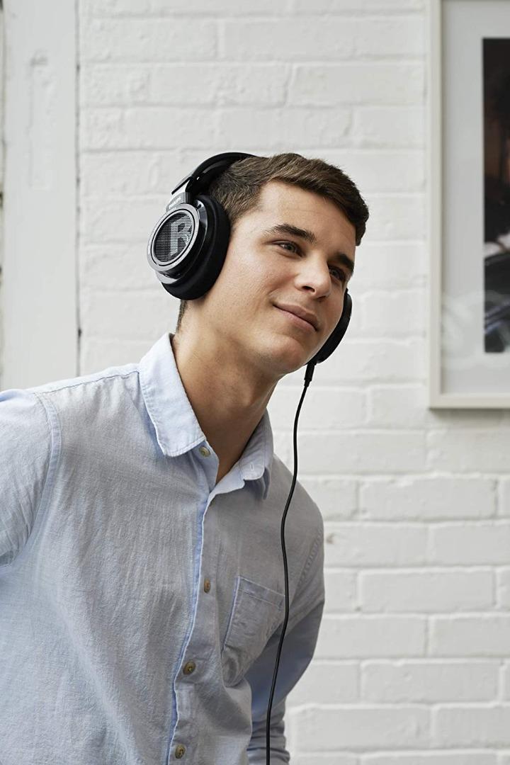 Philips Audio SHB9500 00 Hifi Precision Stereo Over Ear Headphones Black Wired 50mm Drivers