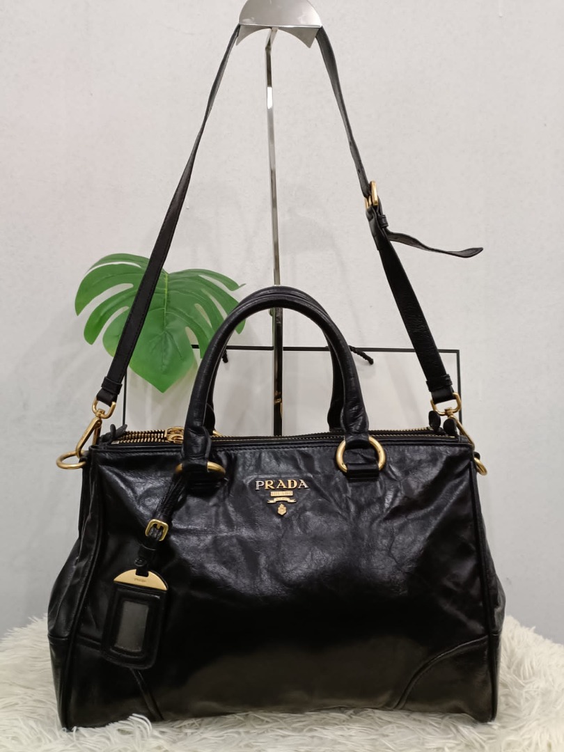Prada vitello hot sale shine