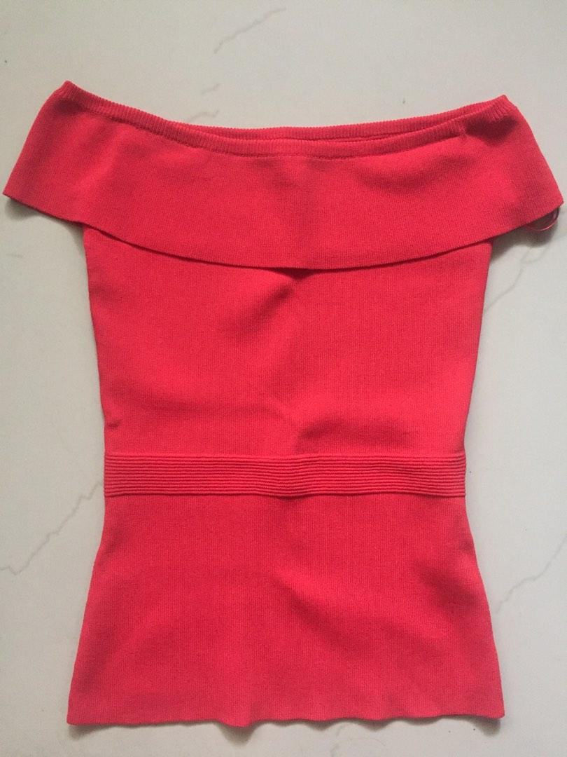Red Knitted Off Shoulder Overlay Peplum Top (Category: Blouses) located in Quezon City. Submitted by mogcrow (Listing ID 1186502586, Image 1). Description: Red Knitted Off Shoulders Overlay Peplum Top Brand: MDS Bought from Zalora Never worn, just washed Fits XS to S RFS: Declutter.