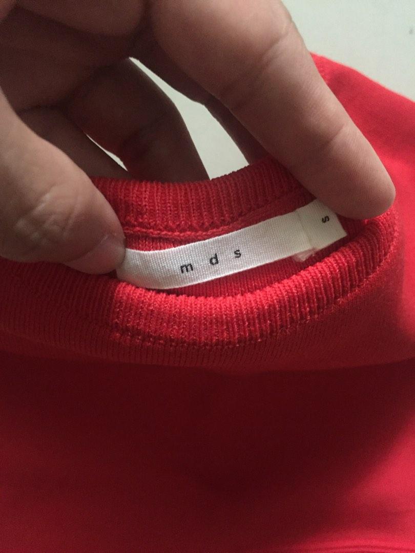 Red Knitted Off Shoulder Overlay Peplum Top (Category: Blouses) located in Quezon City. Submitted by mogcrow (Listing ID 1186502586, Image 2). Description: Red Knitted Off Shoulders Overlay Peplum Top Brand: MDS Bought from Zalora Never worn, just washed Fits XS to S RFS: Declutter.