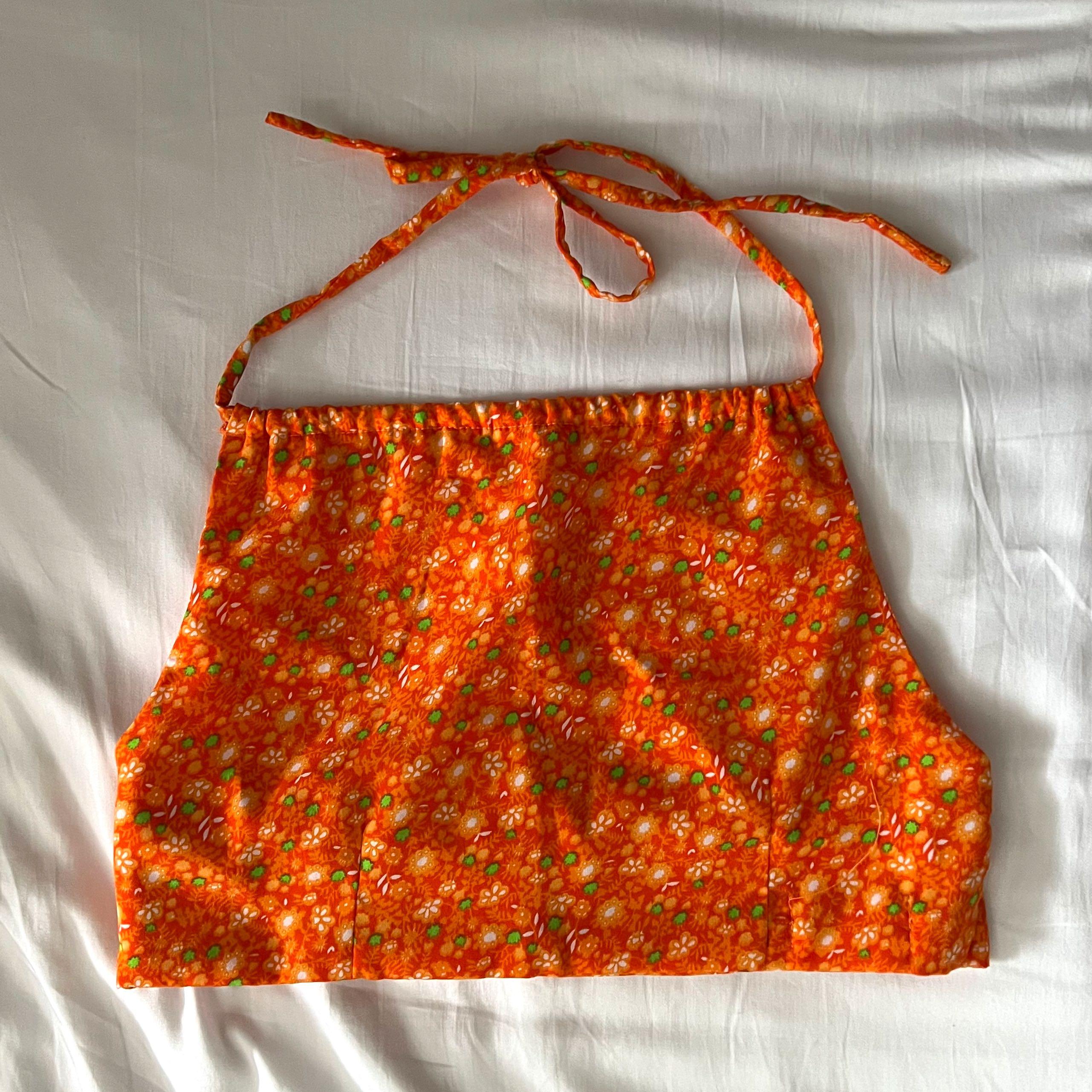 RET AND RO Elena Top (Category: Sleeveless) located in Pasig City. Submitted by sophia__99 (Listing ID 1186522651, Image 1). Description: - bought in 2020, never used since then - too small for my chest area - size S is sold out on site.