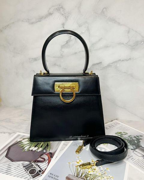 Ferragamo gancini best sale 2way bag