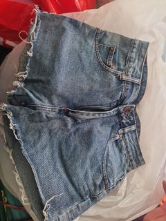 (Category: ) located in . Submitted by estineyoj (Listing ID 1186523660, Image 1). Description: .