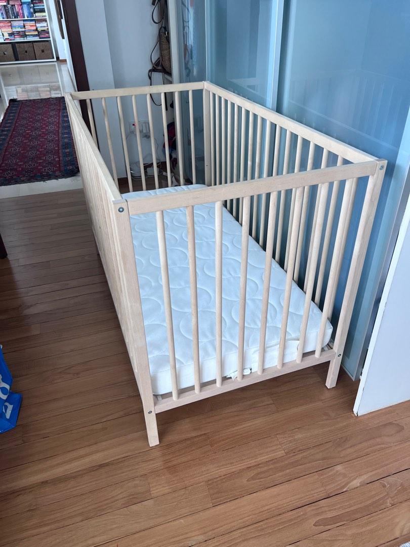 Sniglar Cot 60x120 cm & Jattertrott sprung mattress, Babies & Kids
