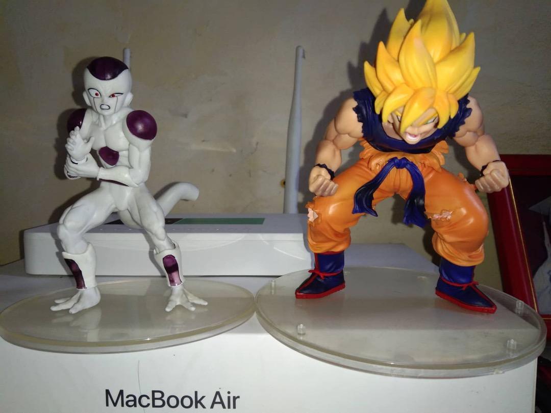 Son Goku And Frieza Ko Hobbies And Toys Toys And Games On Carousell 8666