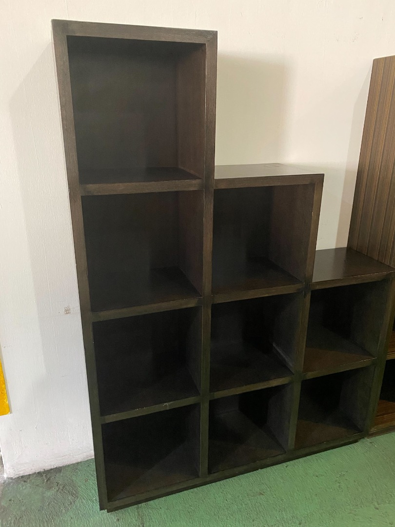 Step design bookshelf (similar to Ikea kallax design
