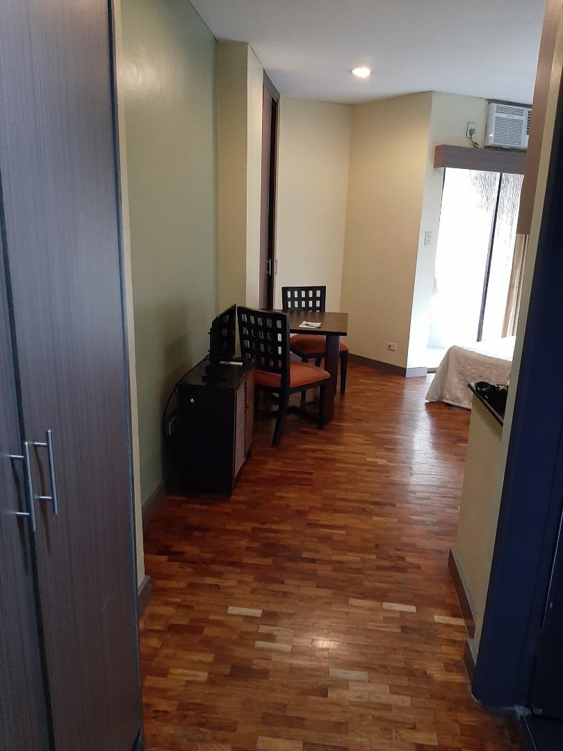 Studio unit for rent beside Robinson place Ermita ,Manila, Property