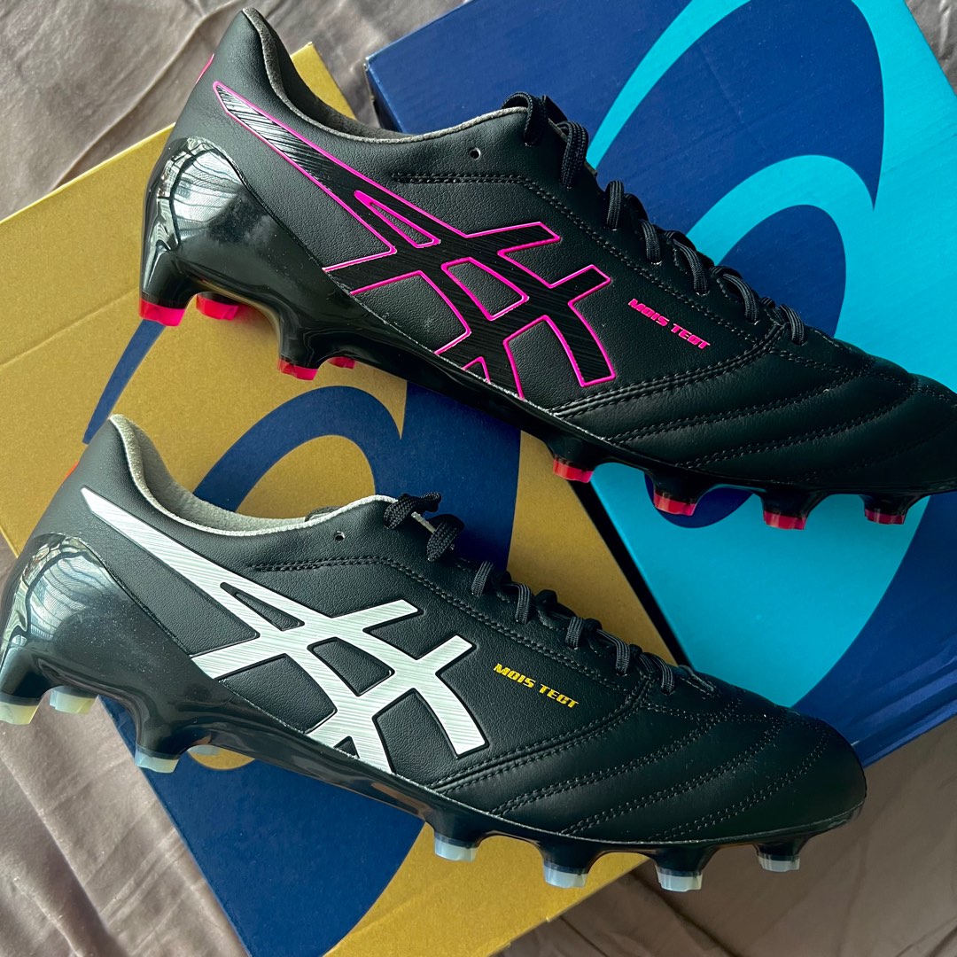 US 11 Asics DS Light X-Fly 4 Black / White | Black / Pink FG/AG