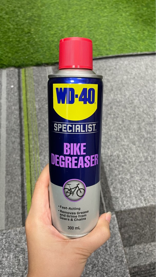 WD40 bike degreaser or bike chain lube , Sports Equipment, Bicycles