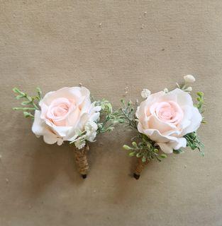 Boutonnieres and Corsages (Artificial)