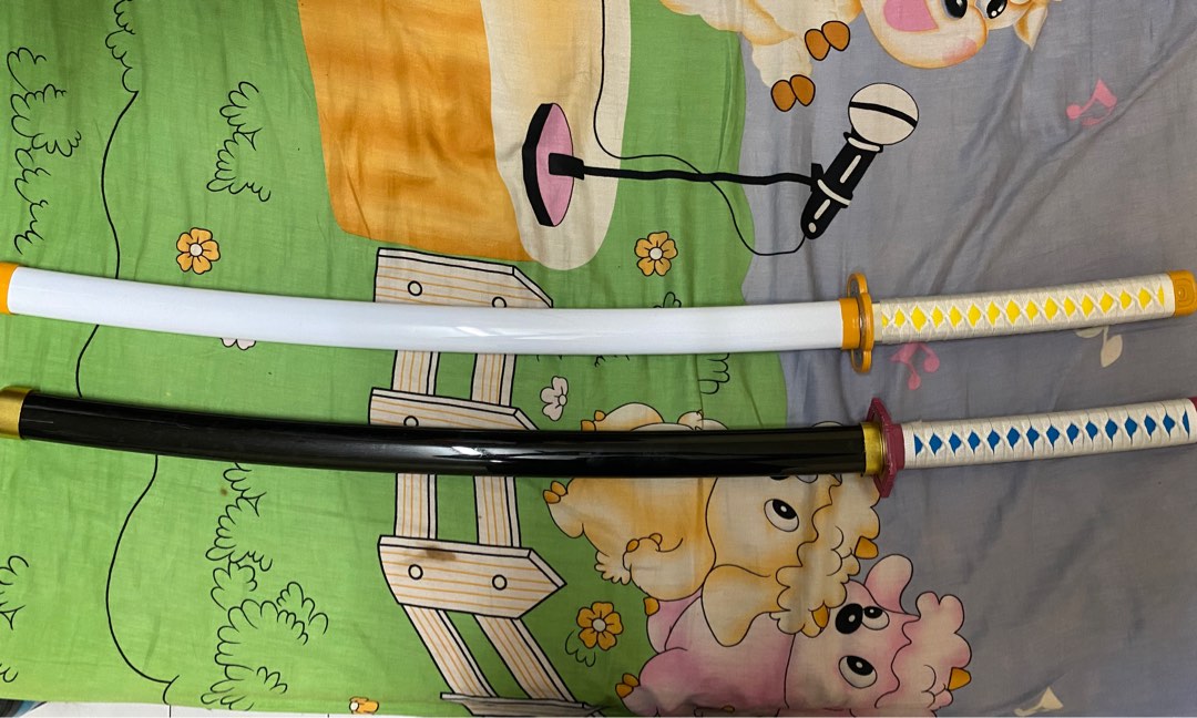 Wooden katana, Hobbies & Toys, Collectibles & Memorabilia, Fan