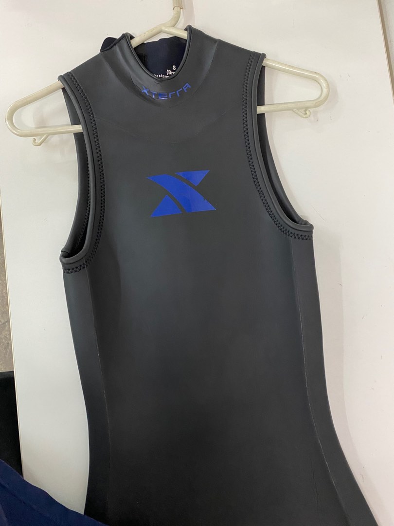 全新Xterra sleeveless wetsuit (long John) diving triathlon 三項鐵人wetsuit