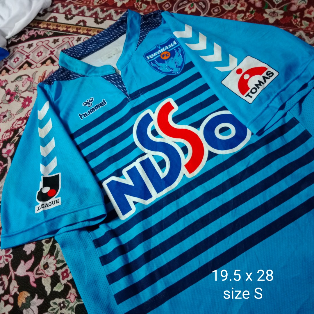 Yokohama fc hummel jersey, Men's Fashion, Activewear on