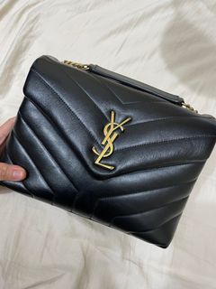 (Category: ) located in . Submitted by stylehunter (Listing ID 1186578097, Image 1). Description: .