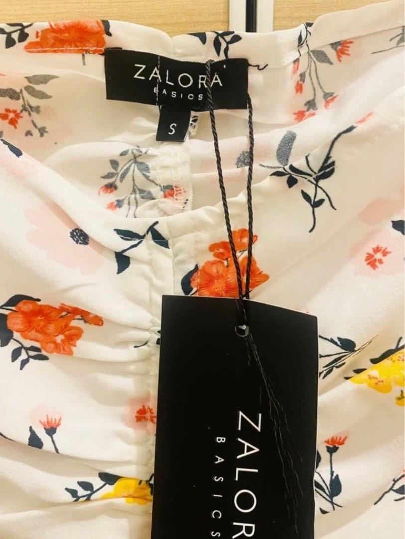 Zalora Basics White Floral Off shoulder Crop top blouse shirt