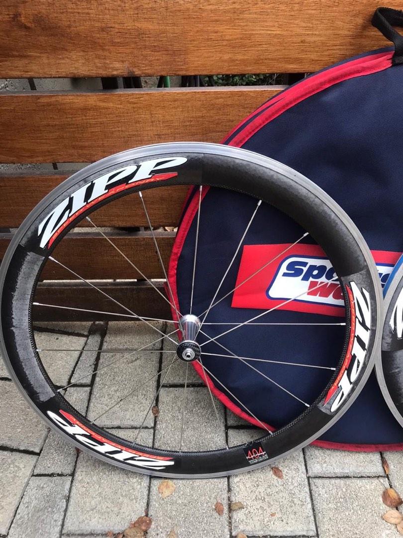 Zipp 404 aluminum clincher wheelset top