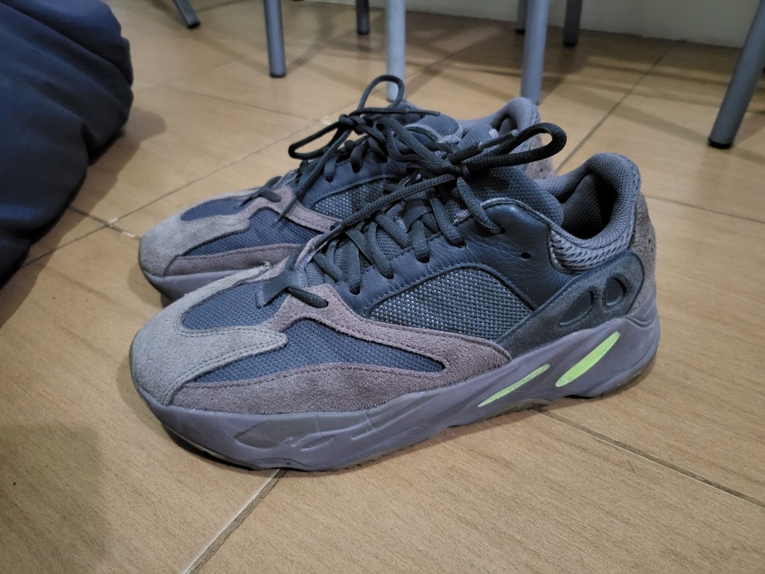 Yeezy 700 mauve rep hot sale