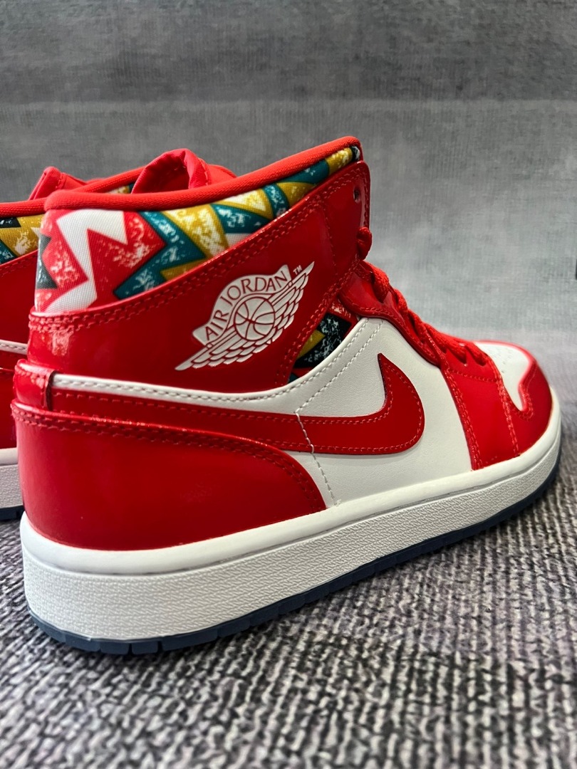 Air jordan 1 mid and high shop