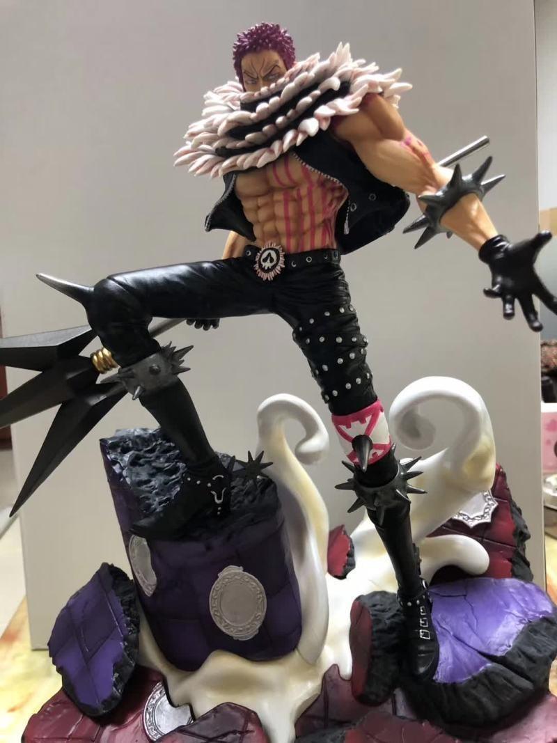 Anime One Piece Charlotte Katakuri action figure PVC collection model