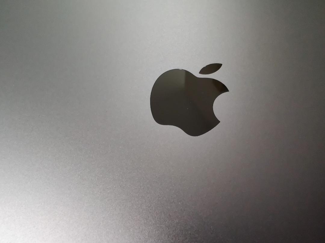 Apple MacBook Air M1 2020 Space Grey, 8GB RAM, 256GB SSD Harvey