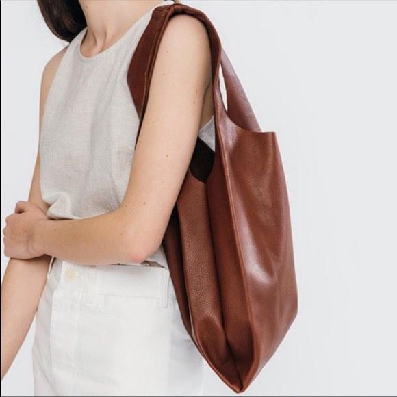Baggu soft leather shoulder bag sales
