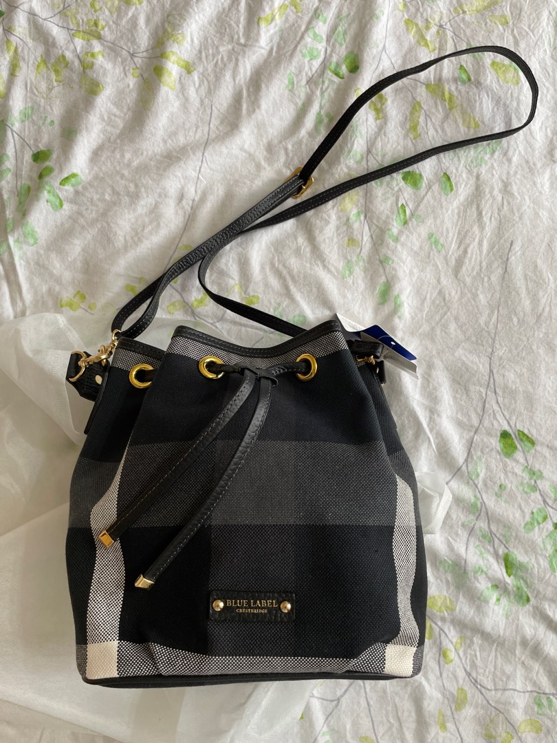 Blue label crestbridge burberry 2025