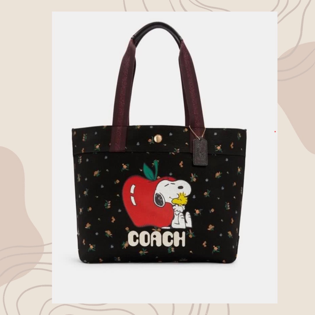 Authentic Coach x Peanuts Tote with Snoopy, Women's Fashion, Bags