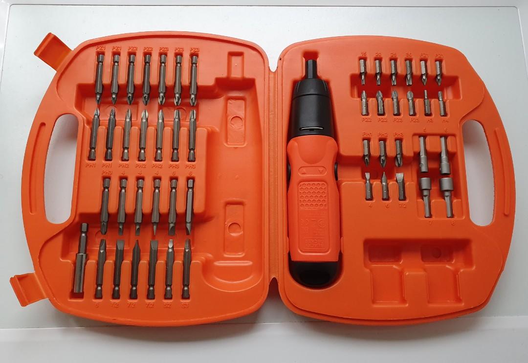 Black and Decker Cordless battery powered drill, Use 4AA battery