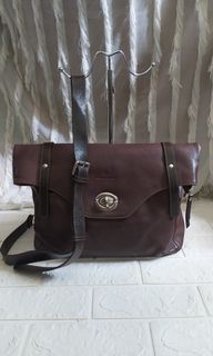 (Kategori: ) berada di . Dikirim oleh isolarisso (ID iklan 1186792304, Gambar 1). Deskripsi: .
