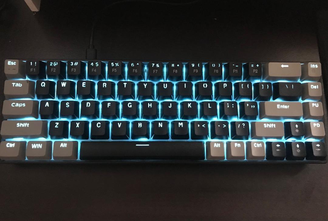 Brandnew MageGee Box 65% Mechanical Keyboard Wired Gaming Keyboard (Red ...