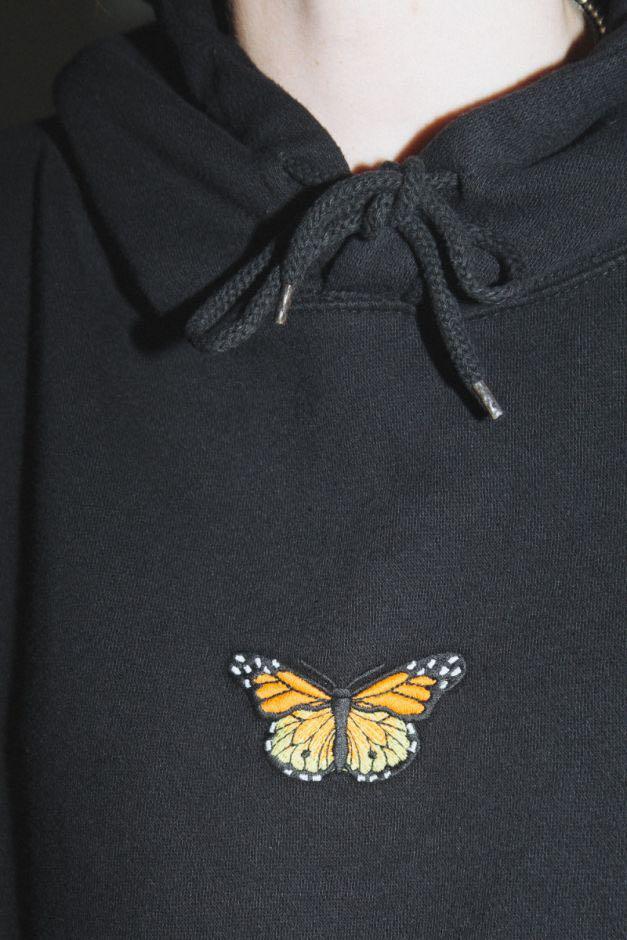 Brandy melville shop tien butterfly hoodie