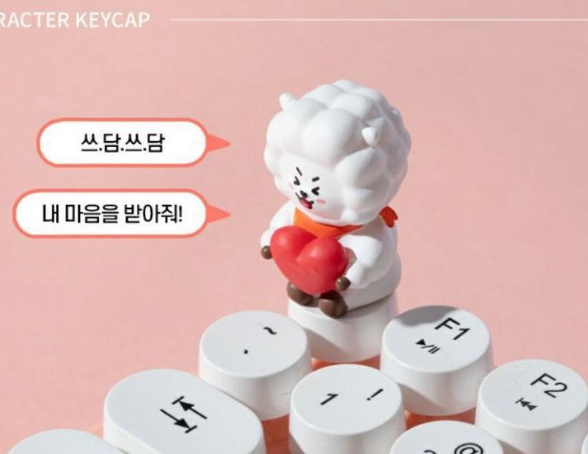 BT21 RJ Wireless Retro Keyboard Royche, Hobbies & Toys, Memorabilia ...